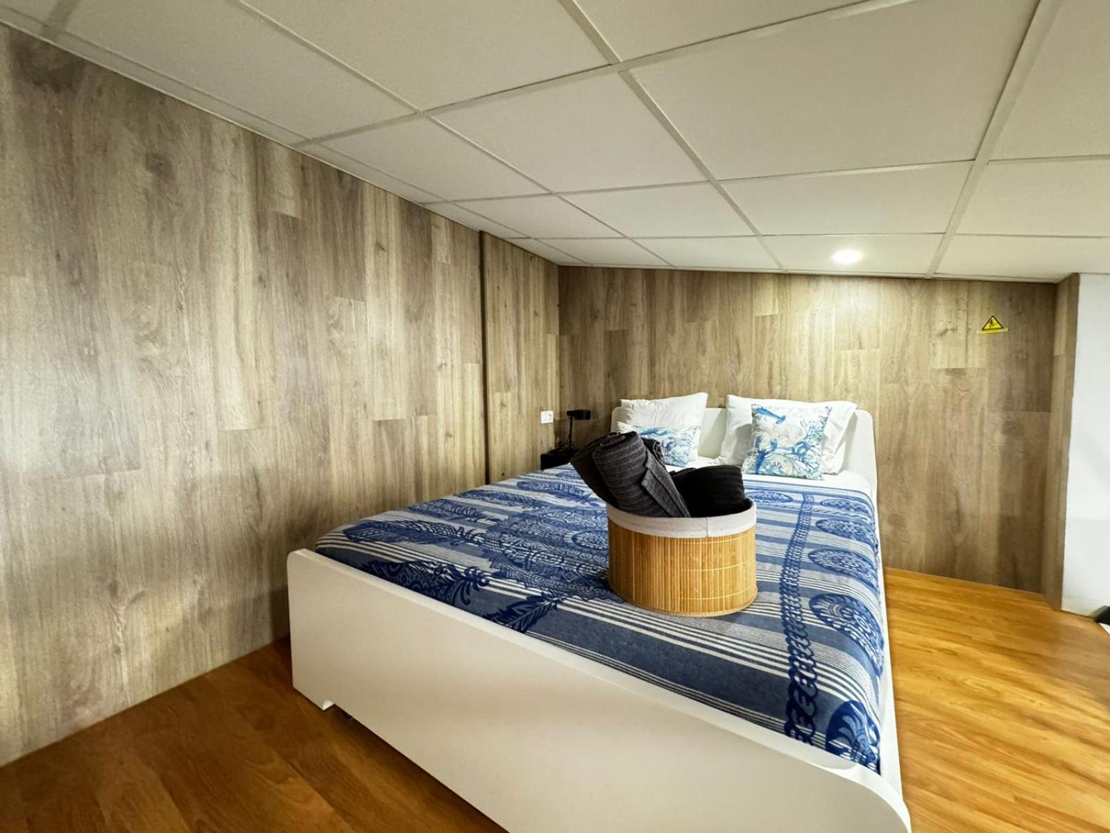 Aparthotel Moderno Apartamento Del Arquitecto Walencja Zewnętrze zdjęcie