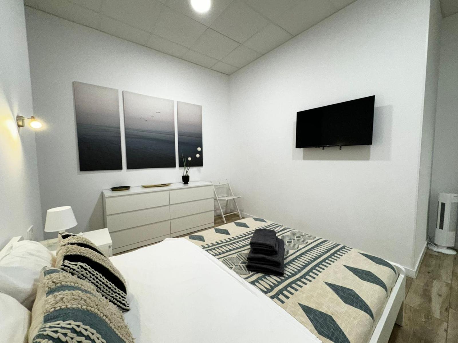 Aparthotel Moderno Apartamento Del Arquitecto Walencja Zewnętrze zdjęcie